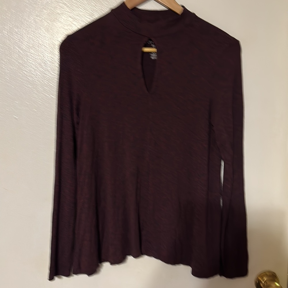 SOFT & SEXY SLUB BEAUTIFUL WOMEN’S STRETCHY TOP SIZE M COLOR BURGUNDY AND BLACK